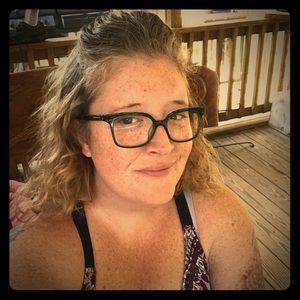 Meet your Posher, Becky